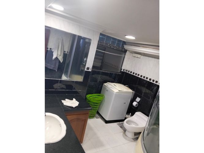 Casa de 6 alcobas en venta en Belén Aliadas, Medellín, 220 m² · foto 13 de 14