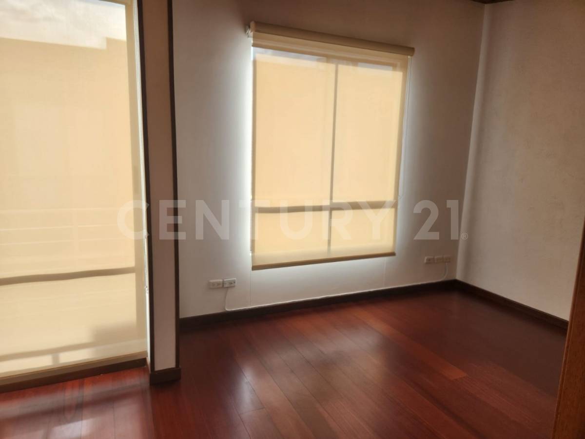 Casa en venta en Colina Campestre, Bogotá · foto 12 de 24