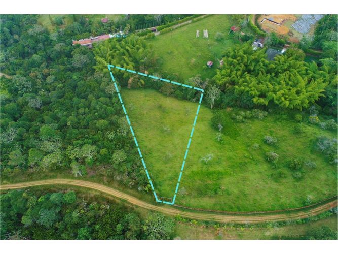 Lote en venta en La Voragine, Cali, 5152 m² · foto 4 de 13