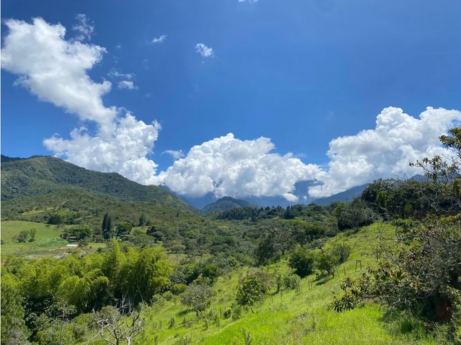Lote en venta en La Voragine, Cali, 5152 m² · foto 10 de 13