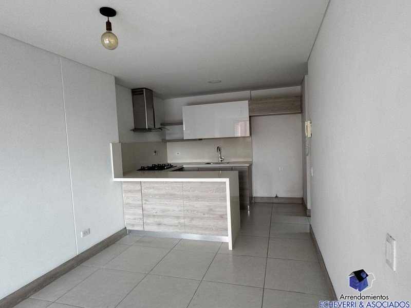 Apartamento en venta en Zona Centro, Envigado · foto 10 de 11