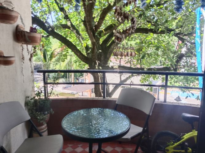 Apartamento de 3 alcobas en venta en Conjunto El Bosque Sector D, Floridablanca, 84 m² · foto 4 de 14