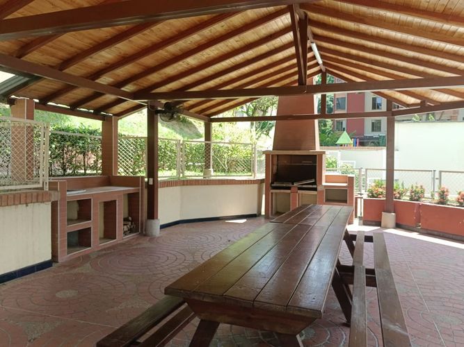 Apartamento de 3 alcobas en venta en Conjunto El Bosque Sector D, Floridablanca, 84 m² · foto 13 de 14
