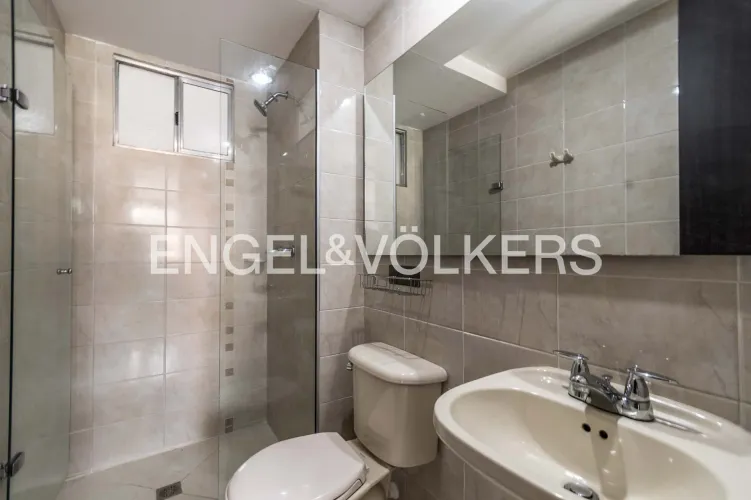 Apartamento de 3 alcobas en venta en El Poblado, Medellín, 84 m² · foto 13 de 14