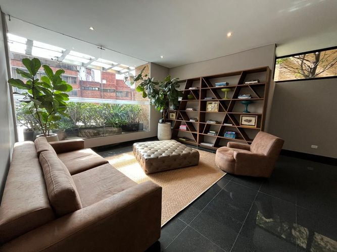 Apartamento de 3 alcobas en venta en Los Rosales, Bogotá, 159 m² · foto 20 de 20