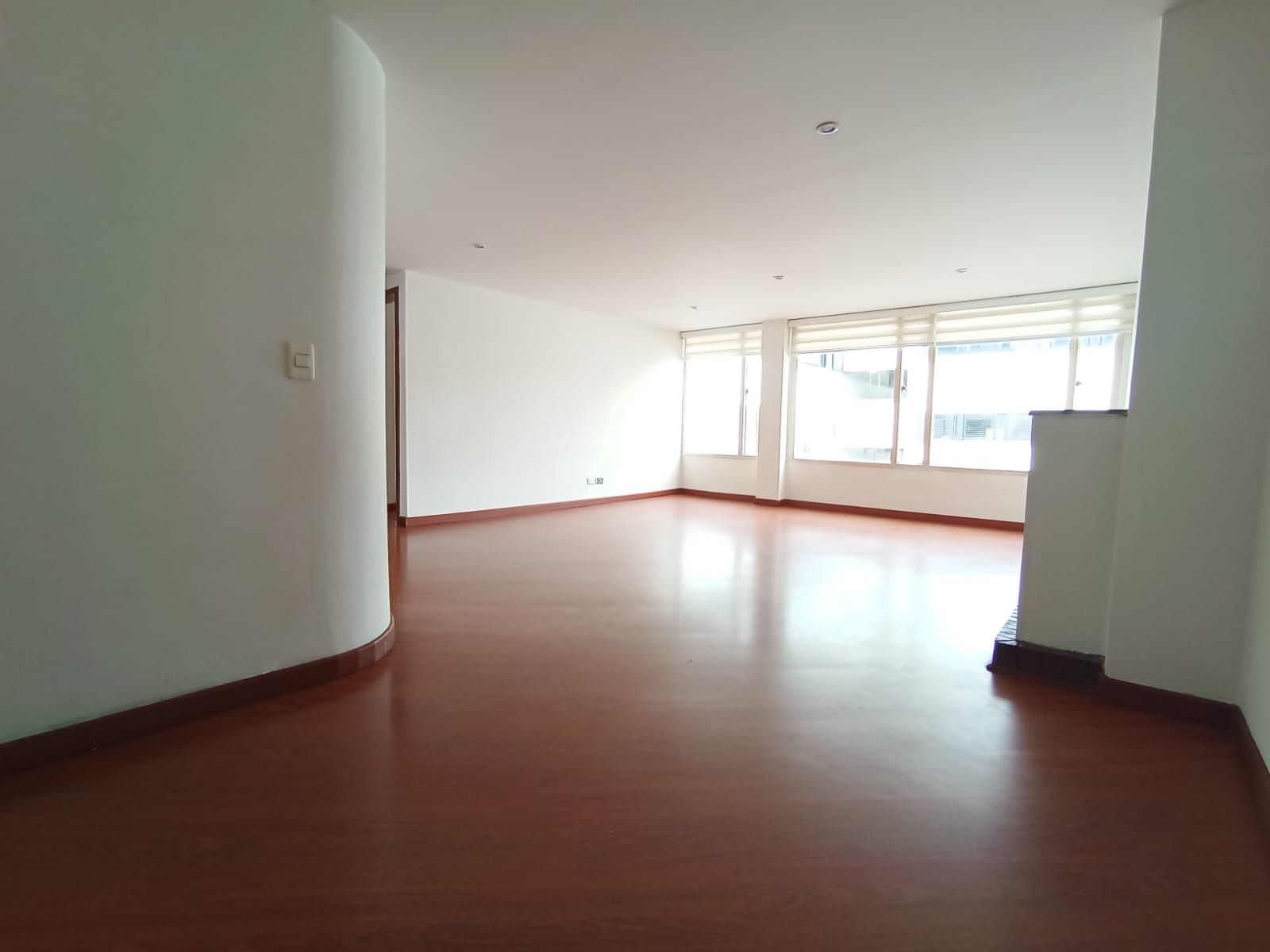 Apartamento en venta en Santa Barbara Central, Bogotá · foto 3 de 14