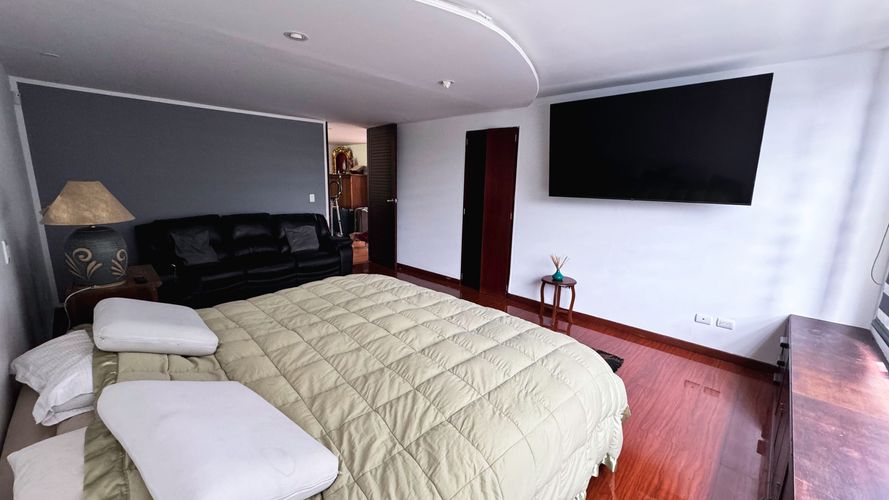 Casa de 3 alcobas en venta en Niza Sur, Bogotá, 380 m² · foto 14 de 20
