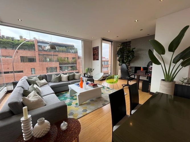 Apartamento en venta en Los Rosales, Bogotá · foto 2 de 19
