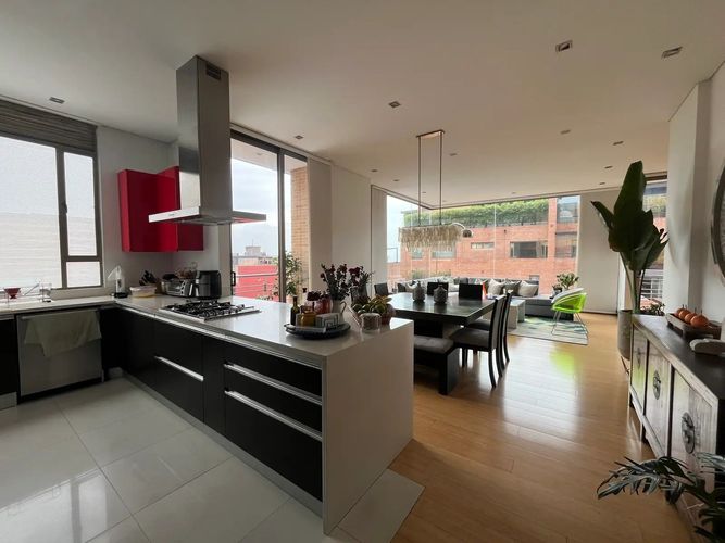 Apartamento en venta en Los Rosales, Bogotá · foto 4 de 19