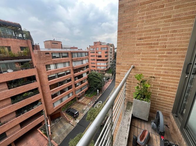 Apartamento en venta en Los Rosales, Bogotá · foto 16 de 19