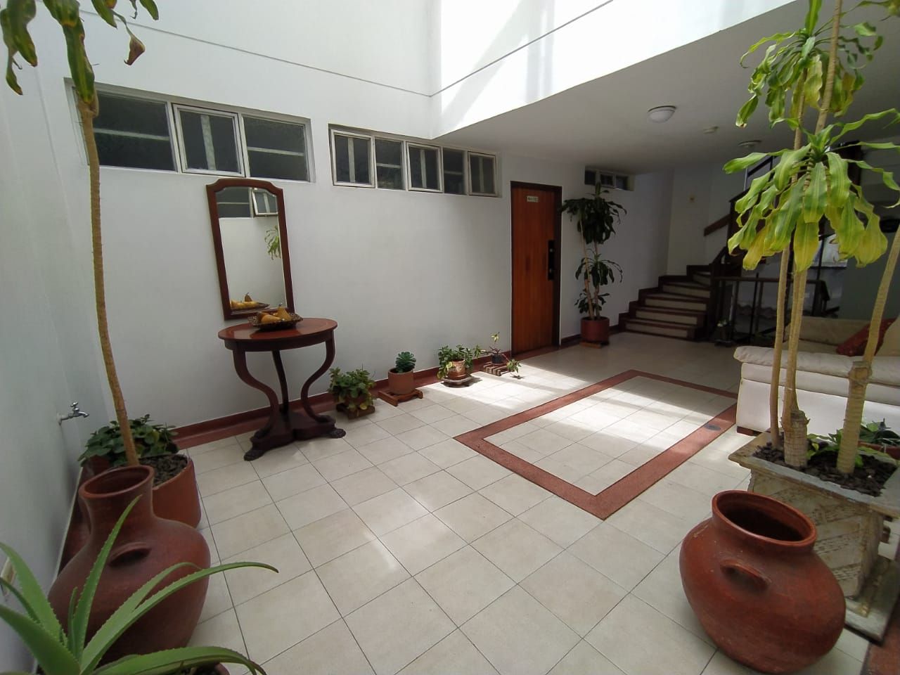 Casa en venta en Alhambra, Bogotá · foto 3 de 19