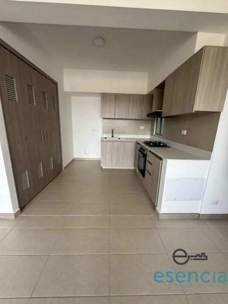 Apartamento de 3 alcobas en arriendo en El Porvenir, Rionegro, 86 m² · foto 4 de 12