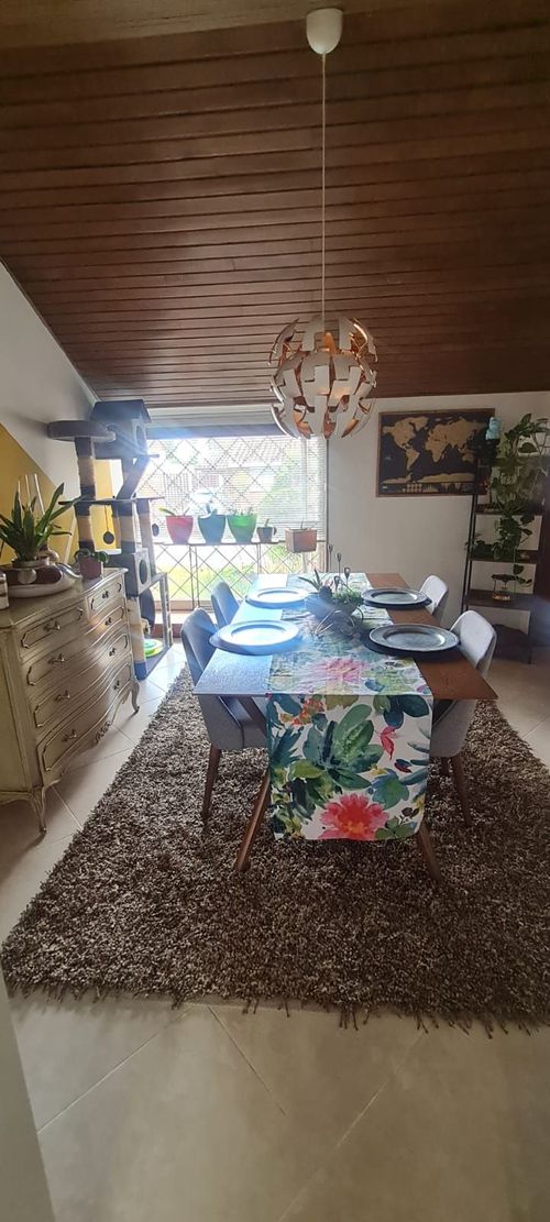 Casa de 3 alcobas en venta en Alhambra, Bogotá, 225 m² · foto 2 de 18