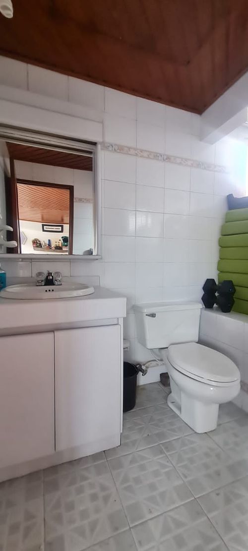 Casa de 3 alcobas en venta en Alhambra, Bogotá, 225 m² · foto 14 de 18