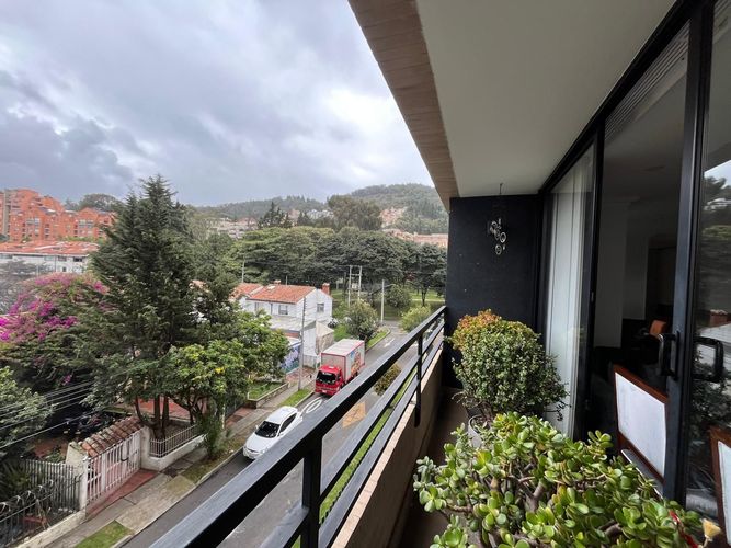 Apartamento de 2 alcobas en venta en Bella Suiza, Bogotá, 118 m² · foto 5 de 20