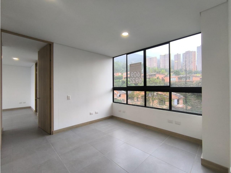 Apartamento en arriendo en El Tesoro, Medellín · foto 11 de 19