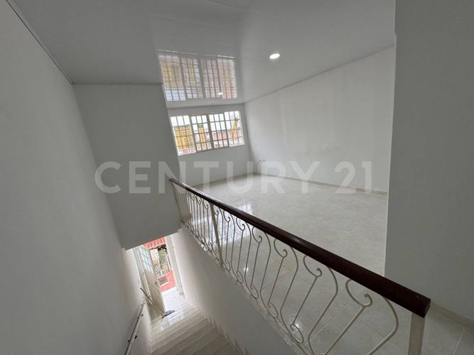 Apartamento de 1 alcoba en arriendo en Granada, Cali, 51 m² · foto 10 de 12