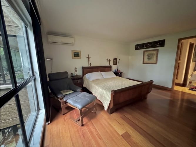 Apartamento de 3 alcobas en arriendo en Los Balsos, Medellín, 193 m² · foto 15 de 21