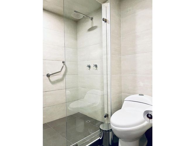 Apartaestudio en venta en Chico, Bogotá, 45 m² · foto 15 de 18