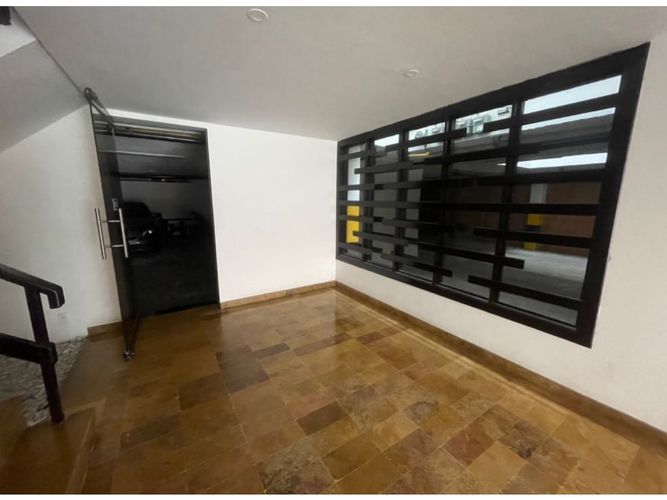 Apartamento de 3 alcobas en venta en Santa Barbara, Bogotá, 108 m² · foto 4 de 18
