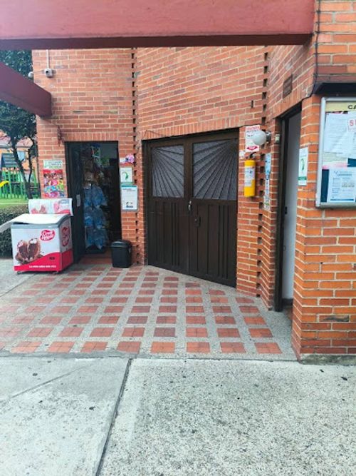Casa de 3 alcobas en venta en Agrupacion La Cofradia, Bogotá, 72 m² · foto 3 de 20