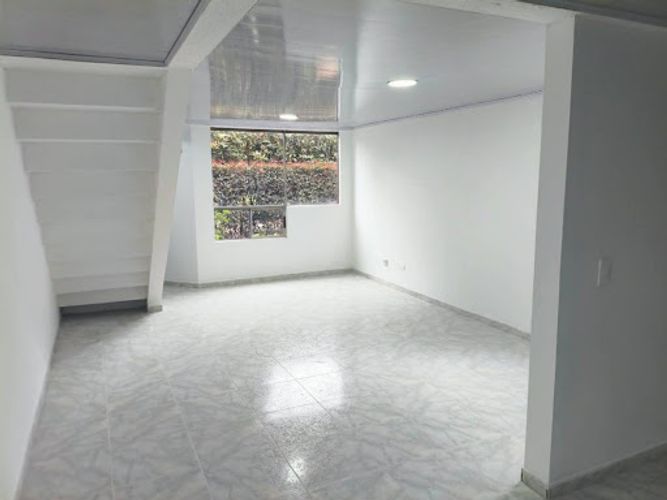 Casa de 3 alcobas en venta en Agrupacion La Cofradia, Bogotá, 72 m² · foto 4 de 20