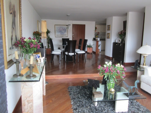 Apartamento en venta en Santa Barbara Occidental, Bogotá · foto 3 de 20