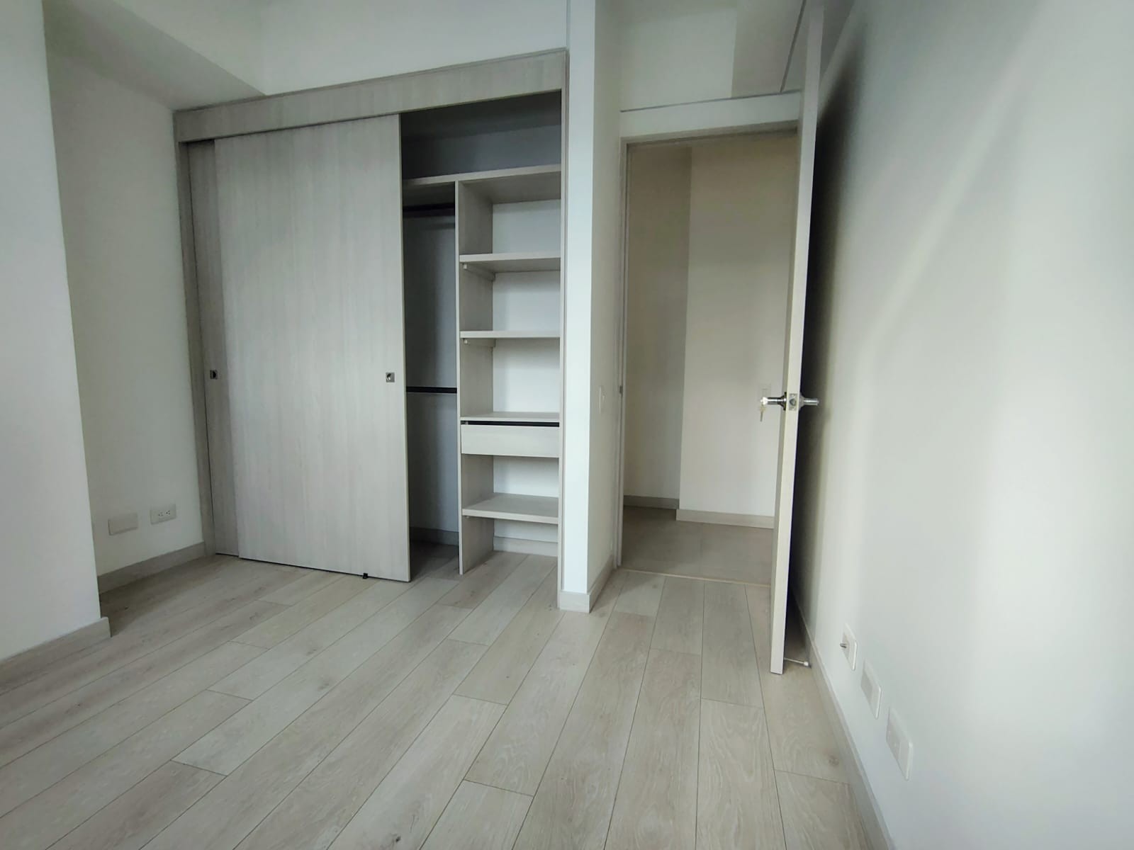 Apartamento en arriendo en Las Vegas, Envigado · foto 14 de 21