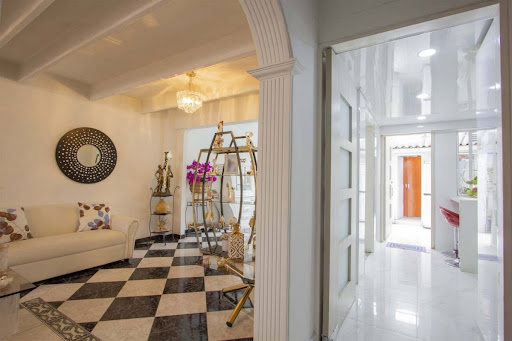 Casa en venta en Las Americas, Bogotá · foto 3 de 24