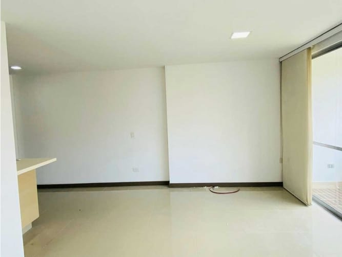 Apartamento de 3 alcobas en arriendo en Prados De Sabaneta, Sabaneta, 117 m² · foto 4 de 24