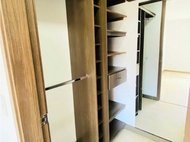 Apartamento de 3 alcobas en arriendo en Prados De Sabaneta, Sabaneta, 117 m² · foto 15 de 24