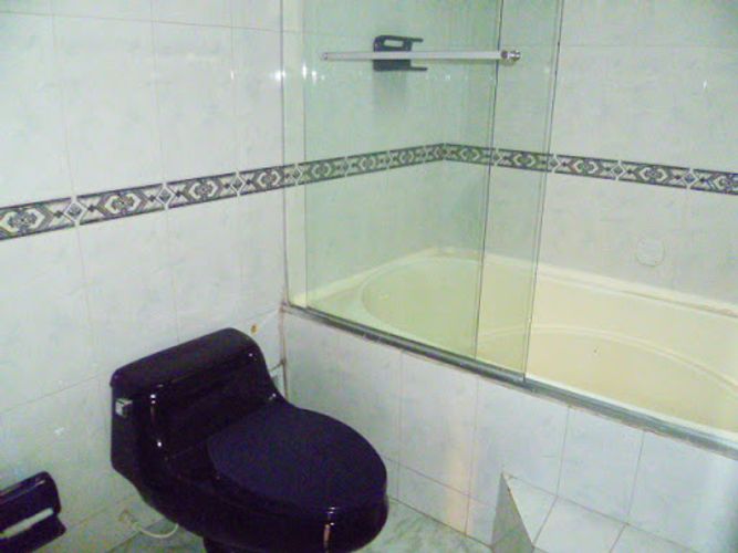 Casa de 4 alcobas en venta en El Batán, Bogotá, 261 m² · foto 16 de 23