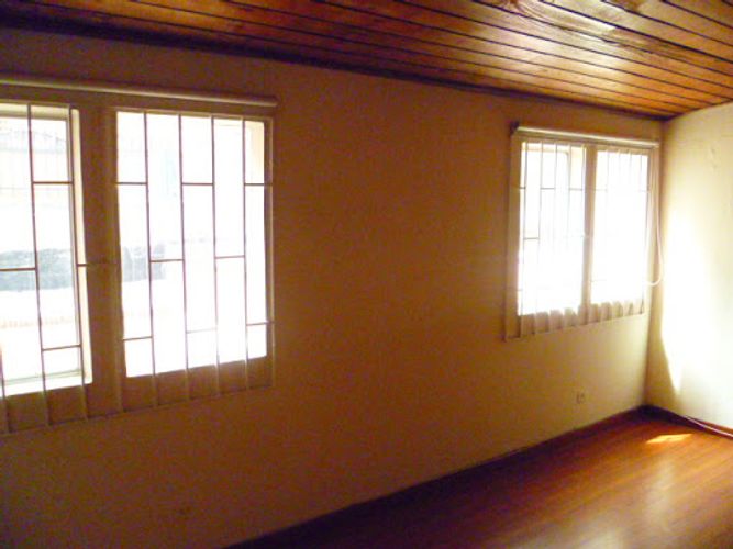 Casa de 4 alcobas en venta en El Batán, Bogotá, 261 m² · foto 23 de 23