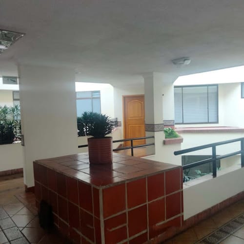 Apartamento de 6 alcobas en venta en Santa Barbara Alta, Bogotá, 185 m² · foto 2 de 24