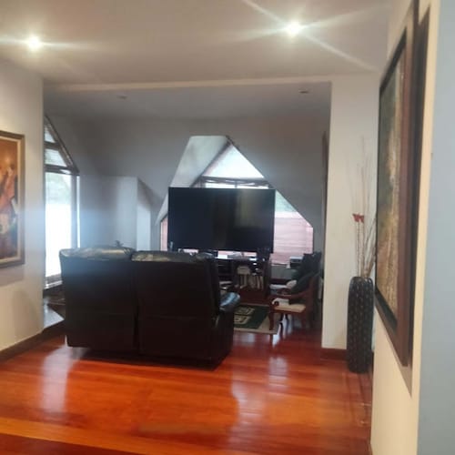 Apartamento de 6 alcobas en venta en Santa Barbara Alta, Bogotá, 185 m² · foto 13 de 24