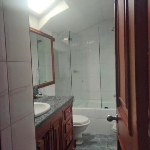 Apartamento de 6 alcobas en venta en Santa Barbara Alta, Bogotá, 185 m² · foto 23 de 24