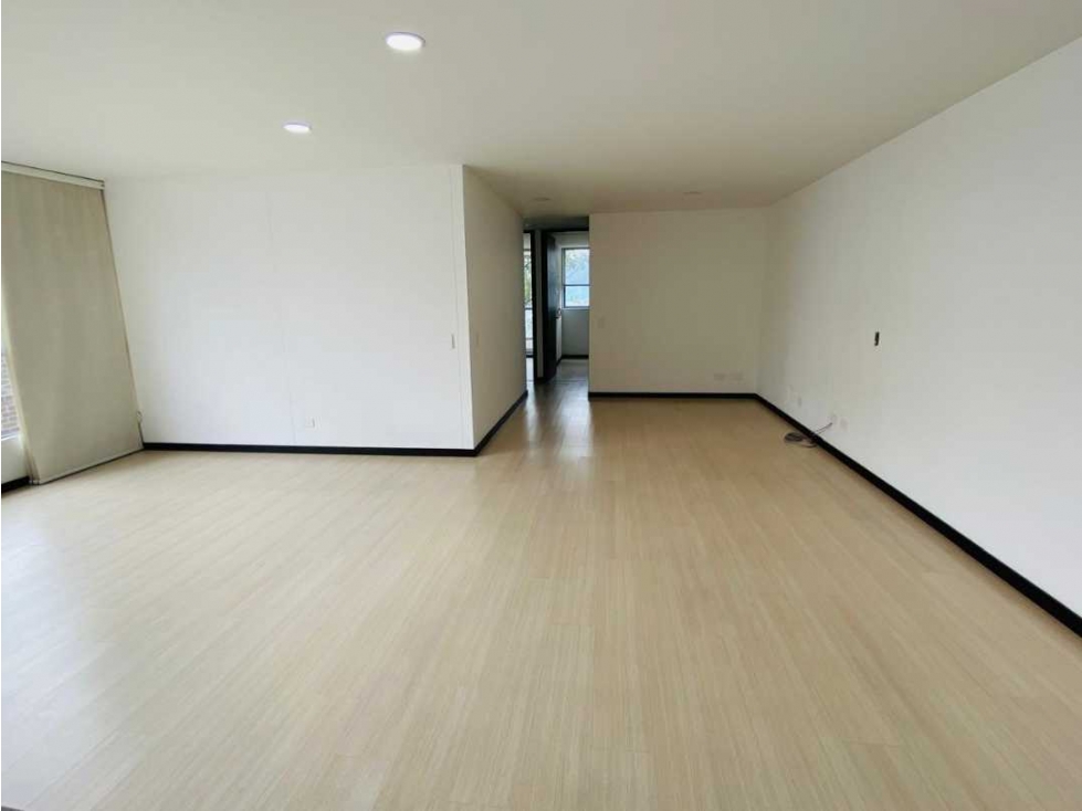 Apartamento en arriendo en Loma El Atravesado, Envigado · foto 7 de 24