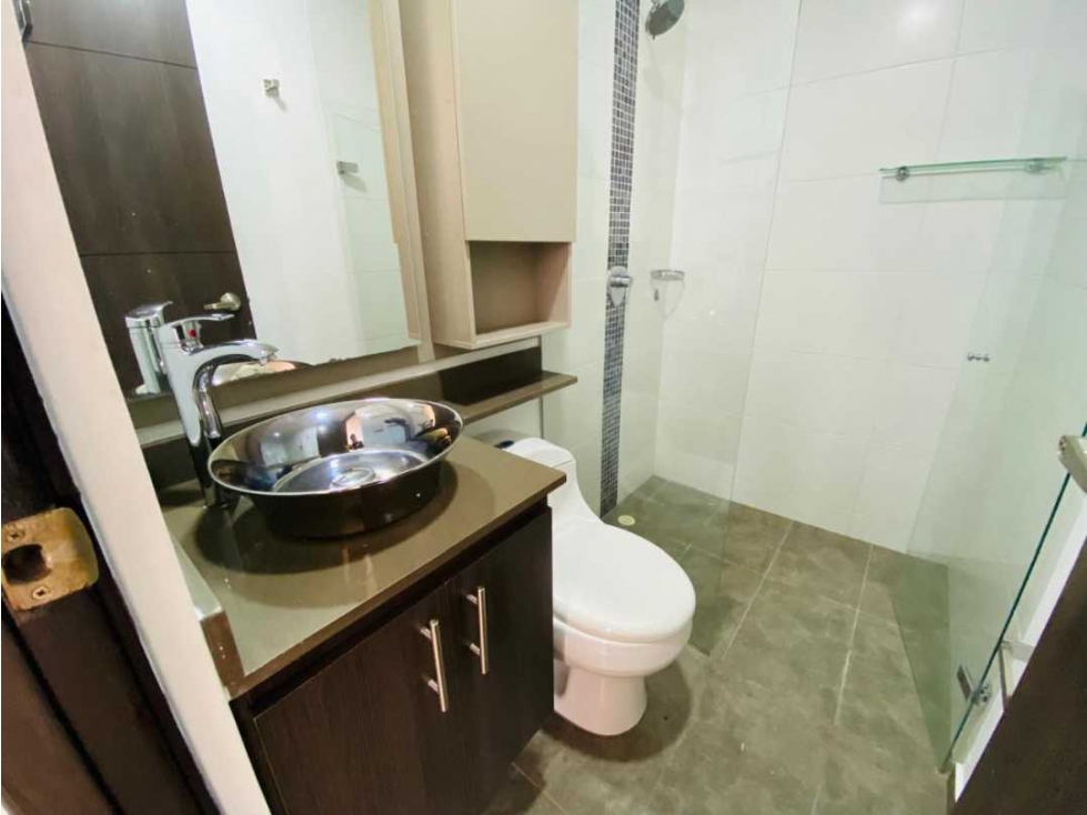 Apartamento en arriendo en Loma El Atravesado, Envigado · foto 8 de 24