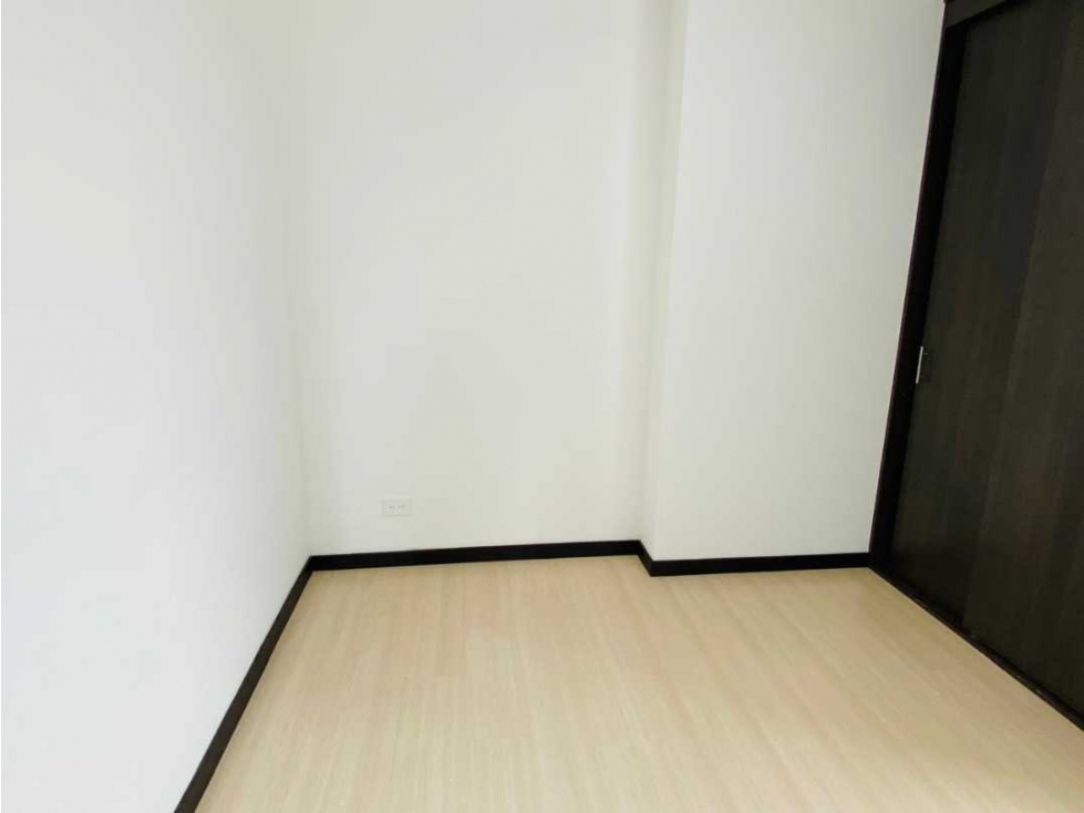 Apartamento en arriendo en Loma El Atravesado, Envigado · foto 13 de 24