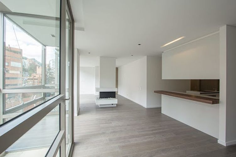 Apartamento de 2 alcobas en venta en La Cabrera, Bogotá, 150 m² · foto 3 de 11