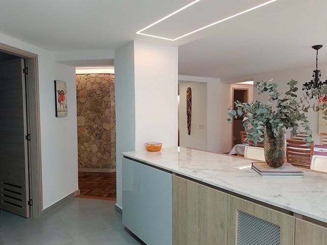Apartamento de 3 alcobas en arriendo en El Poblado, Medellín, 240 m² · foto 7 de 16