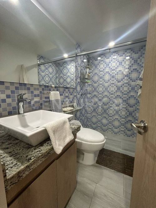 Apartamento de 3 alcobas en venta en Ricaurte, 68 m² · foto 13 de 13