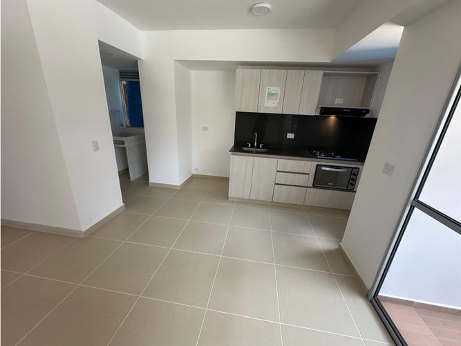 Apartamento en arriendo en Las Lomitas, Sabaneta, 85 m² · foto 7 de 21