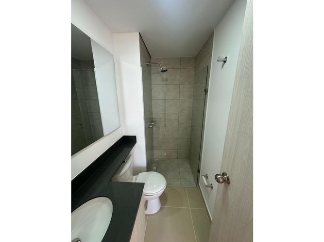 Apartamento en arriendo en Las Lomitas, Sabaneta, 85 m² · foto 8 de 21