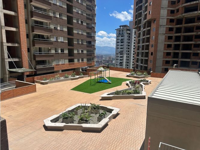Apartamento en arriendo en Las Lomitas, Sabaneta, 85 m² · foto 16 de 21