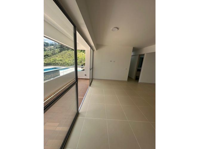 Apartamento en arriendo en Las Lomitas, Sabaneta, 85 m² · foto 18 de 21