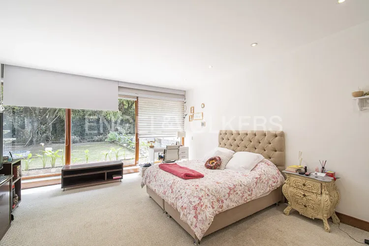 Casa de 6 alcobas en venta en Santa Ana, Bogotá, 925 m² · foto 9 de 18
