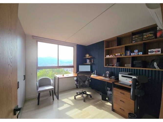 Apartamento de 3 alcobas en venta en El Tesoro, Medellín, 156 m² · foto 16 de 24