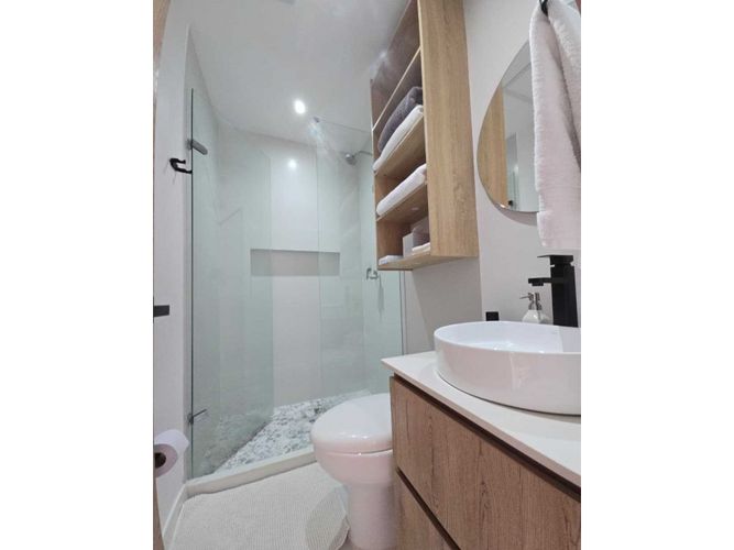 Apartamento de 3 alcobas en venta en El Tesoro, Medellín, 156 m² · foto 17 de 24