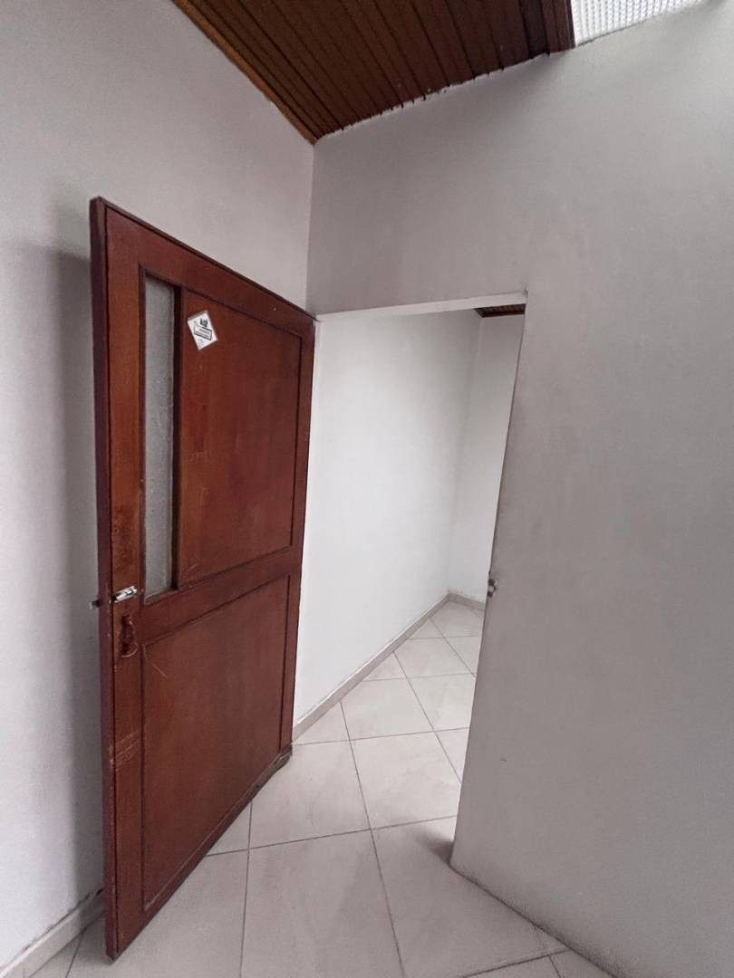 Casa en arriendo en Ciudad Berna, Bogotá · foto 2 de 24